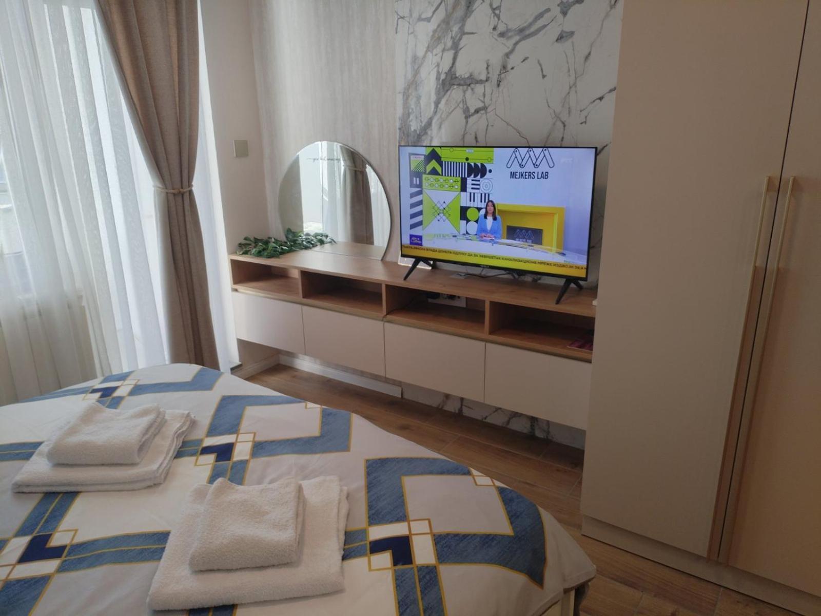 Apartment Centrum - Free Private Parking Novi Sad Luaran gambar