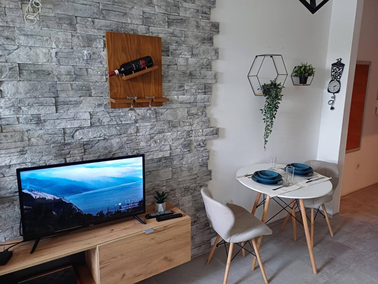Apartment Centrum - Free Private Parking Novi Sad Luaran gambar