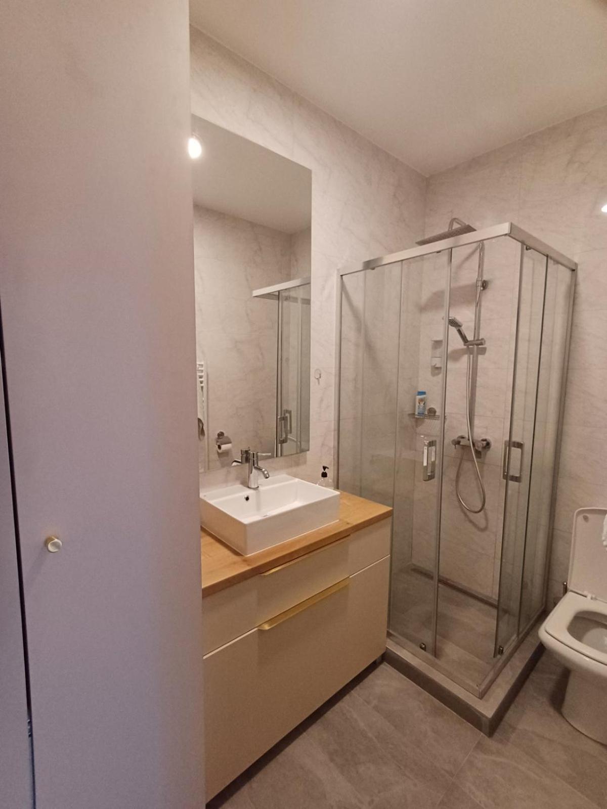 Apartment Centrum - Free Private Parking Novi Sad Luaran gambar